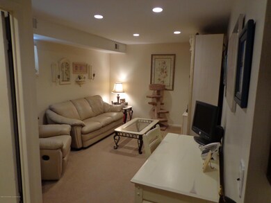 24 E Reading Ave, Staten Island, NY 10308 - photo 3