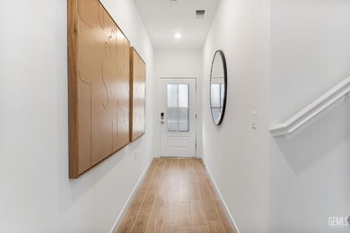 3830 Hickory Village Ln, Shafter, CA 93314 - photo 6