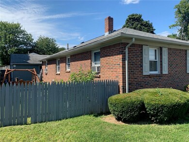 117 Holland St, Cranston, RI 02920 - photo 2