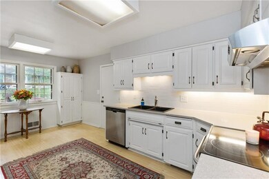 Great sized kitchen