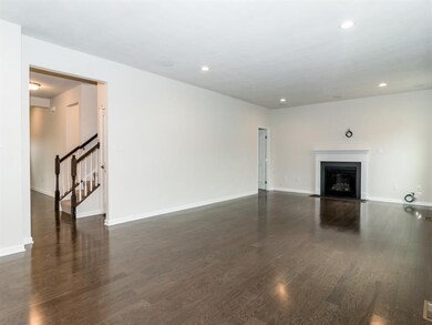 Family room 2