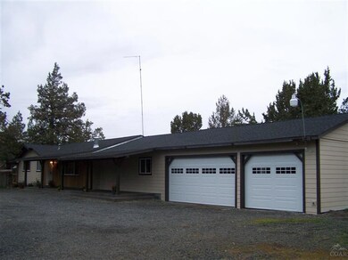 22837 Abilene Ct, Bend, OR 97701 - photo 4