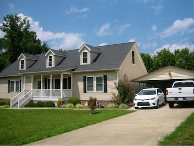 3137 Sundance Dr, Burlington, NC 27217 - photo 2