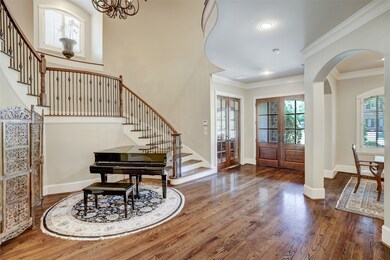 702 Timber Hill Dr, Houston, TX 77024 - photo 3