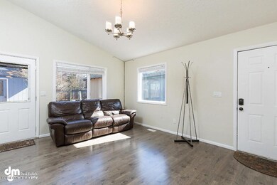 Living Room 20180414-DW-1141-SMALL