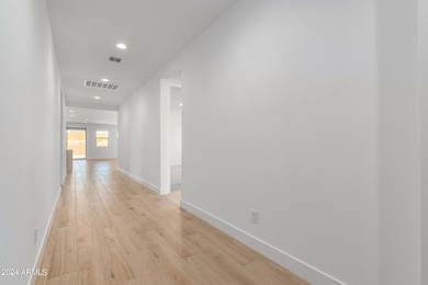 Entry View B