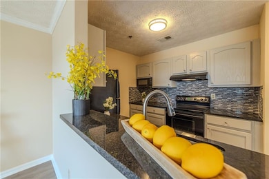 Lenox Villas Condominium unit 1509, Atlanta, GA 30324 - photo 6