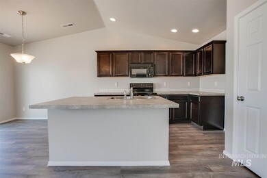 7013 S Birch Creek Ave, Meridian, ID 83642 - photo 3