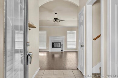 1212 E 146th St S, Glenpool, OK 74033 - photo 4