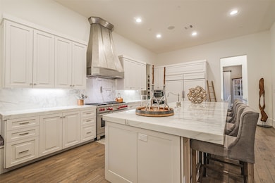 350 Tynebridge Ln, Houston, TX 77024 - photo 7