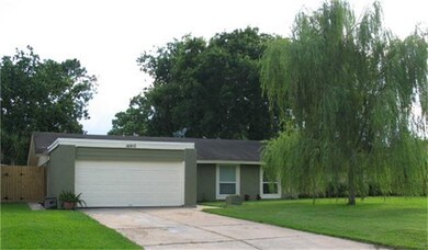 16910 Paint Rock Rd, Friendswood, TX 77546 - photo 2