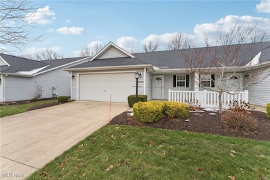 7200 Lilac Ct unit 4A, North Olmsted, OH 44070 - photo 3