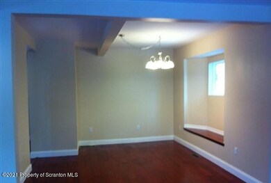 1531 Electric St, Scranton, PA 18509 - photo 5