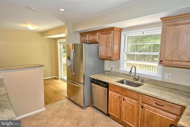 204 Yeonas Dr SW, Vienna, VA 22180 - photo 6