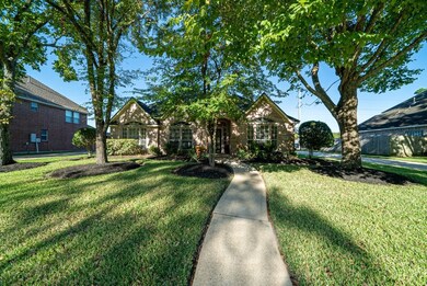 2001 Trail View, Friendswood, TX 77546 - photo 3