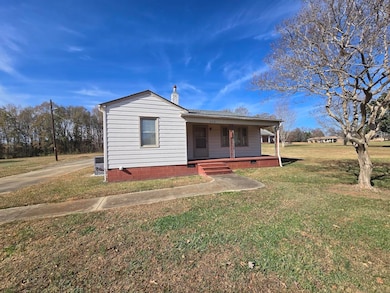 115 & 115.5 Hampshire Dr, Gaffney, SC 29341 - photo 2