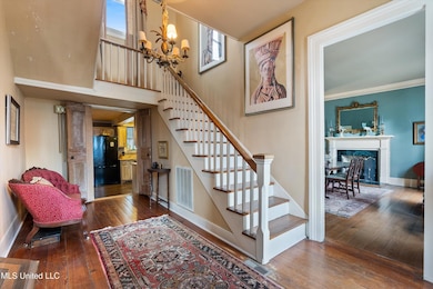 340 E College Ave, Holly Springs, MS 38635 - photo 3