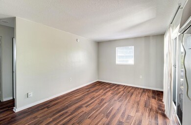 Pine Ridge Apartments - Cocoa Beach-7