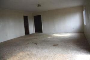 Int- Living Room (1)