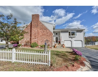 75 Warren St, Plainville, MA 02762 - photo 2