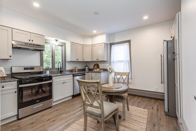 23 Garfield St, South Dartmouth, MA 02748 - photo 5