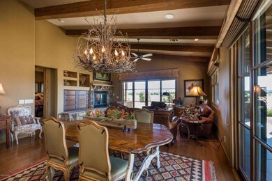 006_Dining Area