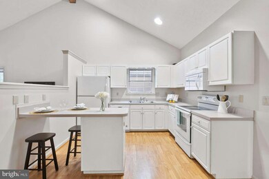 23145 Hickory Nut Dr, California, MD 20619 - photo 7