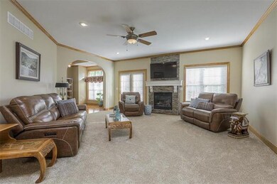 613 Meadowlark Cir, Raymore, MO 64083 - photo 7