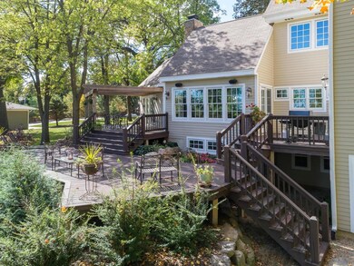 Large maintenance free deck over looking the sceni