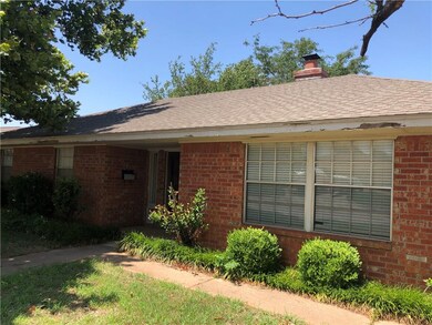 5801 N Seminole Ct, Warr Acres, OK 73132 - photo 2