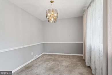 240 Cowbell Rd, Willow Grove, PA 19090 - photo 5