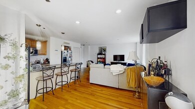 332 Jamaicaway unit 302, Jamaica Plain, MA 02130 - photo 2