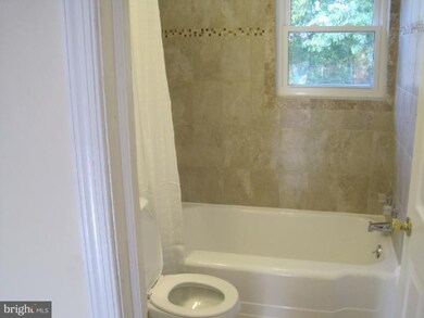 5205 56th Ave, Hyattsville, MD 20781 - photo 6