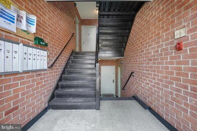 2301 Olson St unit 301-B, Temple Hills, MD 20748 - photo 3