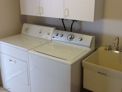 Washer & Dryer