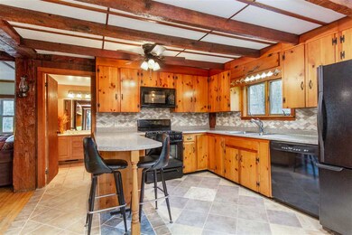 256 Dugway Rd, Richmond, VT 05477 - photo 4