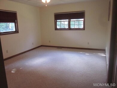 Mstr Bedroom. Back rear corner