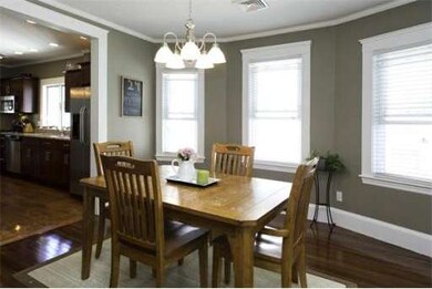 17 Thorndike St, Arlington, MA 02474 - photo 4