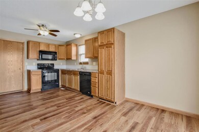 633 S Longbranch Dr, Maize, KS 67101 - photo 5