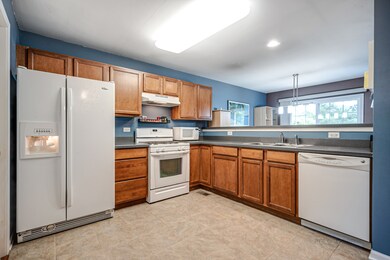 32458 N Rushmore Ave unit 14, McHenry, IL 60051 - photo 5