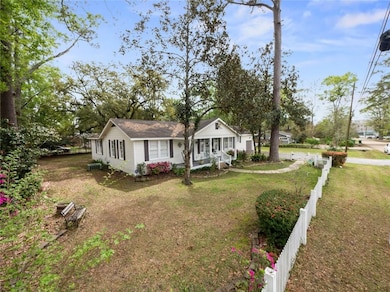 906 S Harrison St, Covington, LA 70433 - photo 3