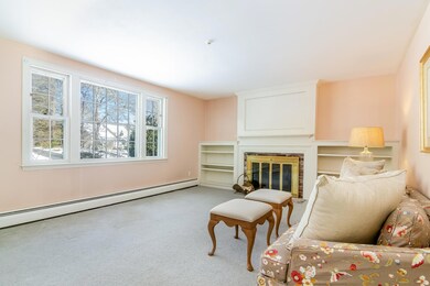 003-photo-living-room-6780980