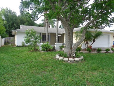 4624 Swallowtail Dr, New Port Richey, FL 34653 - photo 2