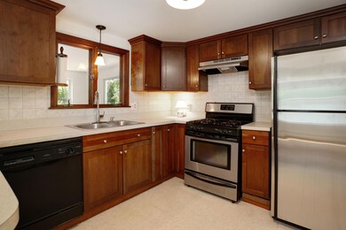 90 Main St, Mashpee, MA 02649 - photo 7