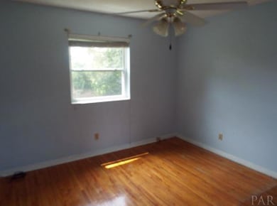 2474 Mustang Dr, Cantonment, FL 32533 - photo 4