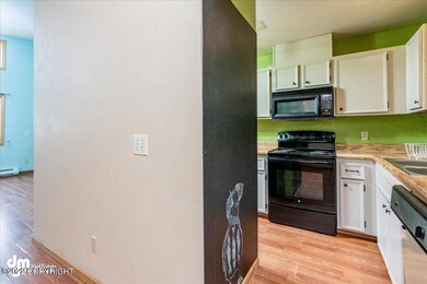 07-Kitchen_MAX7684