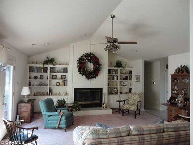 Den/Family/Great Room - Living Room, Cathedral Cei