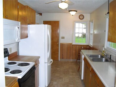 Kitchen 1