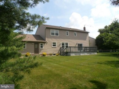 14 Dov Place, Kendall Park, NJ 08824 - photo 3