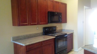 1738 e. pinhook kitchen